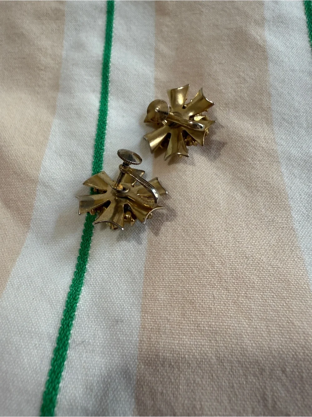 1950s Goldtone Maltese Cross Rhinestone Screwback Earrings